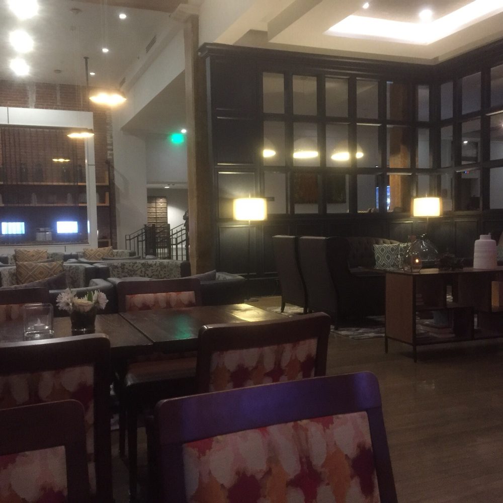 Five Oaks Taproom - Bar side seating - Cocktail Bars Near Me - Savannah, Georgia