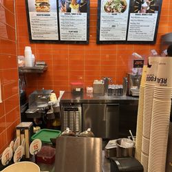 Burger Lounge - Menu behind cashier
