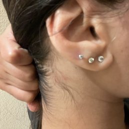 Third little one towards the end. Love it. Third little one towards the end. Love it.