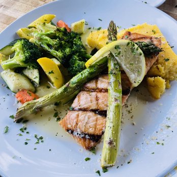 Hideaway House - Grilled Fresh Salmon - Pizza Near Me - Sedona, Arizona