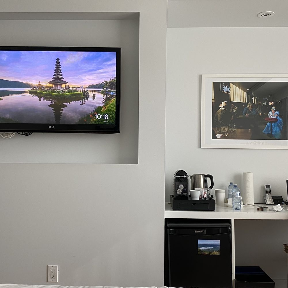 The Burrard - room - Hotels Near Me - Vancouver, British Columbia The Burrard - room - Hotels Near Me - Vancouver, British Columbia