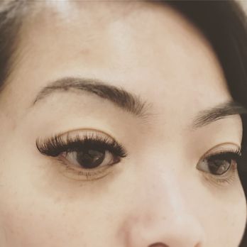 Ooh Pretty Lash Co - Volume lash extensions by Mandi - Eyelash Service Near Me - Omaha, Nebraska