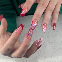 Happy Nails
