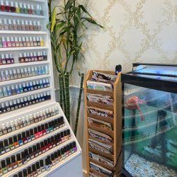 Best Nail Salon