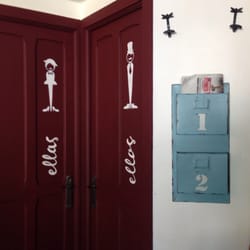 Maña - bathrooms