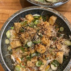RamenDoBo Noodle Bar - Tofu veggie rice bowl