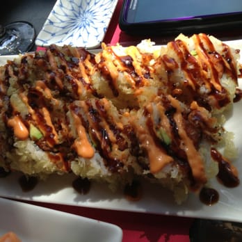 Pisces - Spicy tuna crunch - soooo good - Sushi Bars Near Me - Manhattan Beach, California Pisces - Spicy tuna crunch - soooo good - Sushi Bars Near Me - Manhattan Beach, California