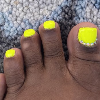 Sky Blue Nails and Spa - Gem placement does not match other toe, messy paint job - Nail Salons Near Me - Beaumont, California Sky Blue Nails and Spa - Gem placement does not match other toe, messy paint job - Nail Salons Near Me - Beaumont, California