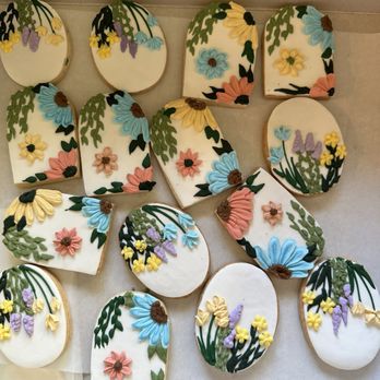 Bani Bakery - A Baby-in-Bloom themed baby shower. - Bakeries Near Me