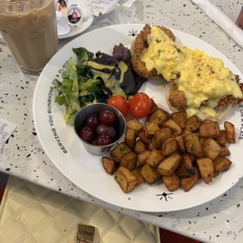 Eggstatic - Breakfast & Brunch Near Me - Mississauga, Ontario