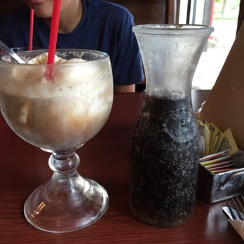 Famous Dave's Bar-B-Que - Root beer float comes with extra root beer! - Barbeque Near Me - Maple Grove, Minnesota