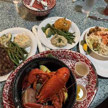 Union River Lobster Pot - A conglomerate of the different dishes ordered by us - Seafood Near Me - Ellsworth, Maine Union River Lobster Pot - A conglomerate of the different dishes ordered by us - Seafood Near Me - Ellsworth, Maine