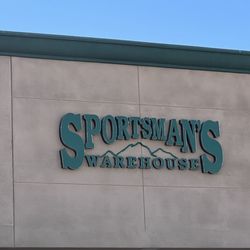 Sportsman's Warehouse - Signage