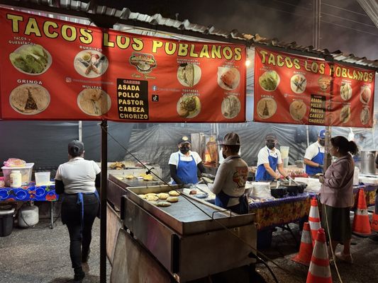 Tacos Los Poblanos #1 Estilo Tijuana by null