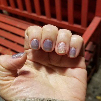 V Nail - P187 and Q109 colors - Nail Salons Near Me - New York, New York
