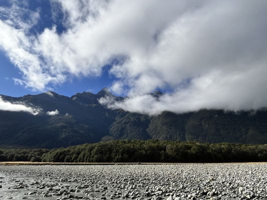 Lake Wakatipu by null