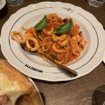 Moretti Caffe - Spaghetti di frutti di mare - Italian Near Me - Toronto, Ontario Moretti Caffe - Spaghetti di frutti di mare - Italian Near Me - Toronto, Ontario