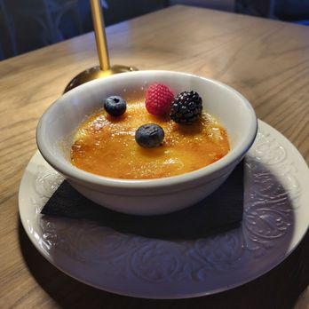 La Plage Bistro - Creme brulee - French Near Me - Bellport, New York La Plage Bistro - Creme brulee - French Near Me - Bellport, New York