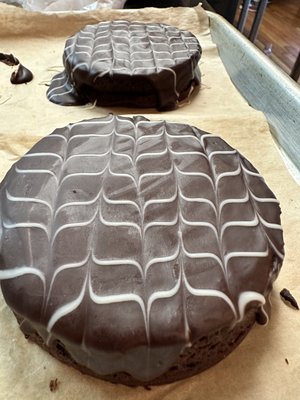 Dot’s Market by null