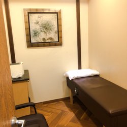 Max Rehab Physical Therapy - Our private evaluation room!