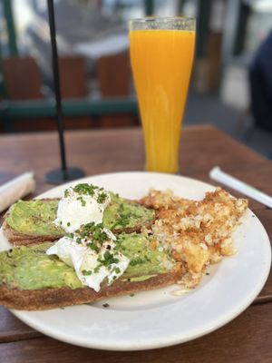 The Grove Restaurant & Bar by null