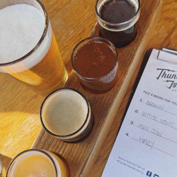 Thunder Island Brewing - Always good beers, tasty food and excellent views. - Breweries Near Me - Cascade Locks, Oregon Thunder Island Brewing - Always good beers, tasty food and excellent views. - Breweries Near Me - Cascade Locks, Oregon