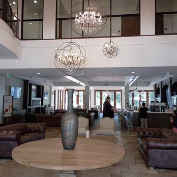 Four Points by Sheraton Santa Cruz Scotts Valley - Lobby - Hotels Near Me - Scotts Valley, California