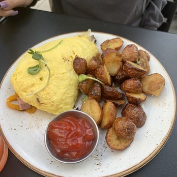 Woodblock - Denver Omelette - Cocktail Bars Near Me - Redmond, Washington