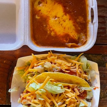 El Farolito Restaurant - Cheese enchilada and beef tacos - Mexican Near Me - El Rito, New Mexico