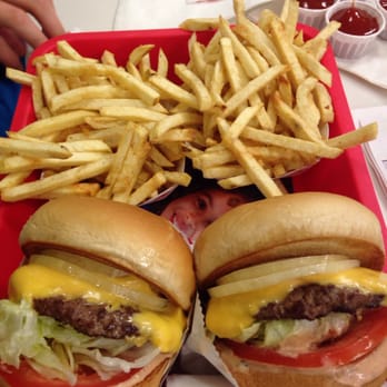In-N-Out Burger - Burgers Near Me - Windcrest, Texas