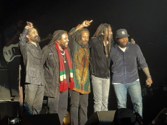 Lakewood Amphitheatre by null