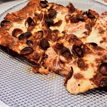 Square Peg Pizzeria - Pizza Near Me - Delray Beach, Florida