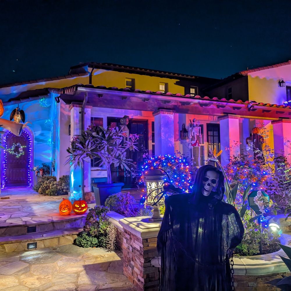 Alfredos Christmas Lights - Holiday Decorating Services Near Me Alfredos Christmas Lights - Holiday Decorating Services Near Me