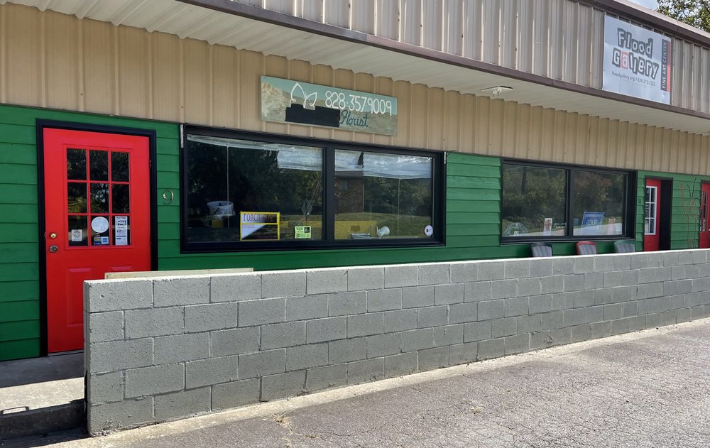 PORCH DOG FLORIST Request Information Florists 850 Blue Ridge Rd