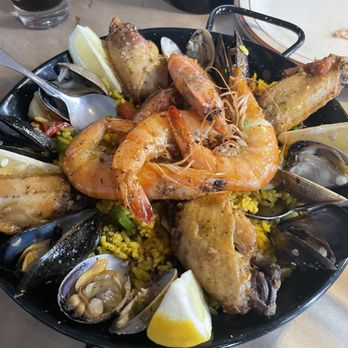 Si Tapas - Spanish Near Me - Dallas, Texas