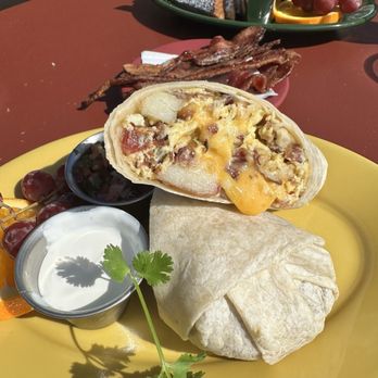 Cafe Kevah - Breakfast burrito - New American Near Me - Big Sur, California