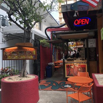Sam's Kitchen - Food Stands Near Me - Honolulu, Hawaii