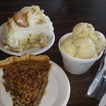 Backyard Barbeque - Our desserts. Banana pudding pie, pecan pie, an a cup of butter pecan ice cream. Delious!!! - Barbeque Near Me - Magnolia, Arkansas Backyard Barbeque - Our desserts. Banana pudding pie, pecan pie, an a cup of butter pecan ice cream. Delious!!! - Barbeque Near Me - Magnolia, Arkansas