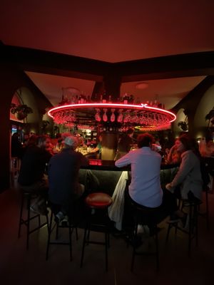 Bistro Bananas by null