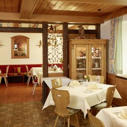 Restaurant Lindenhof - Restaurant - Trachtenstüble