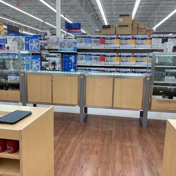 Walmart Supercenter - No one here to help ANYONE. - Department Stores Near Me - Warrenton, Virginia Walmart Supercenter - No one here to help ANYONE. - Department Stores Near Me - Warrenton, Virginia