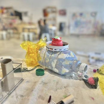 Yes Factory - Art Classes Near Me - Agoura Hills, California