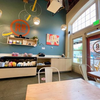Rubinstein Bagels Capitol Hill - he inside of a restaurant - Bagels Near Me - Seattle, Washington Rubinstein Bagels Capitol Hill - he inside of a restaurant - Bagels Near Me - Seattle, Washington