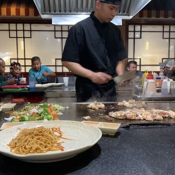 Samurai Steakhouse - Cooking time - Japanese Near Me - West Bloomfield, Michigan