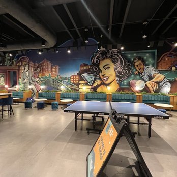 Group Therapy Pub & Playground - Cocktail Bars Near Me - Greenville, South Carolina