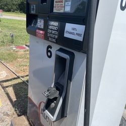 Alon - Gas pump