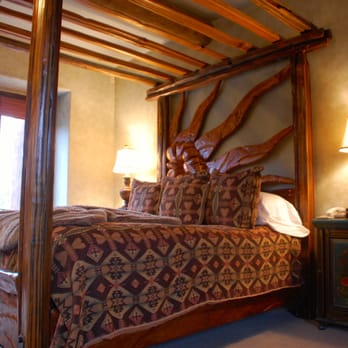 Adobe Grand Villas - Interior view of the beautiful and well-appointed Sagebrush Suite at the Adobe Grand Villas in Sedona AZ - Bed & Breakfast Near Me - Sedona, Arizona