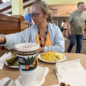 Golden Corral Buffet & Grill - Sweet tea - Buffets Near Me - Mcdonough, Georgia