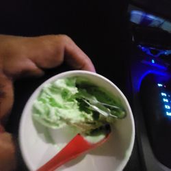 Mobil - Was driving in my car eating my ice cream when I almost follow this