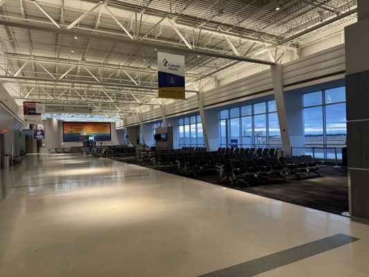 Long Island MacArthur Airport by null